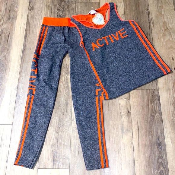 Active wear set in gray & orange one size NWT - Picture 2 of 9
